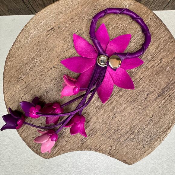 Genuine Leather Bag Charm Leather Purse Accessories Flower Bag Charm NEW - Picture 5 of 7